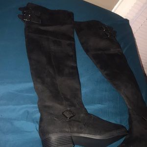 Shoe dazzle  boots